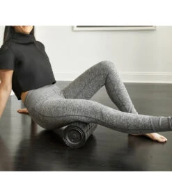 Theragun Wave Roller -Swimming Equipment 7169182793896 black 10a