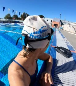 STREAM 3 Waterproof MP3 Player With Bluetooth -Swimming Equipment 7789171769512 blueblack 8a