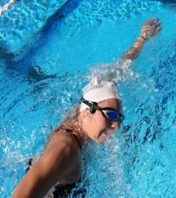 STREAM 3 Waterproof MP3 Player With Bluetooth -Swimming Equipment 7789171769512 blueblack 9a